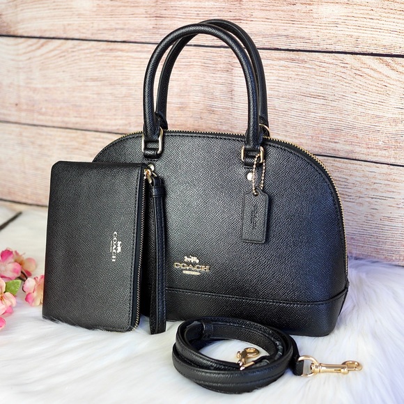 🐳COACH Mini Sierra Set🐳 - Picture 2 of 7